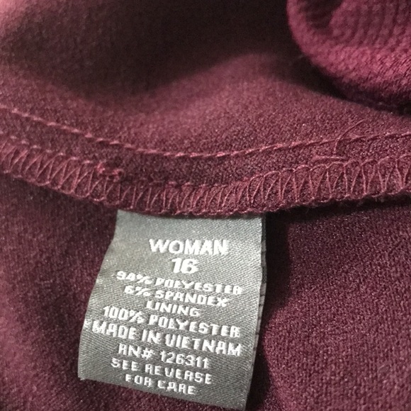 Roz & Ali Plum Wine women’s sz. 16 dress. Exposed gold toned zippered back - Picture 7 of 8